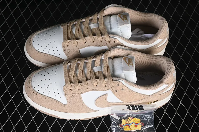 All Categories Nk SB Dunk Series Nk SB Dunk Low Low-top sneakers Nike SB Dunk Low Year of the Horse White Wheat Yellow Low-top casual sneakers IO4244-101
